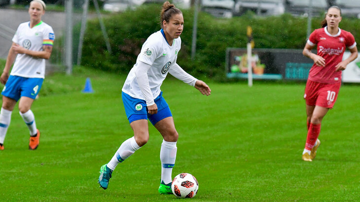 VfL Wolfsburg Ladies defender Babett Peter faces a spell on the sidelines with a muscle strain. 