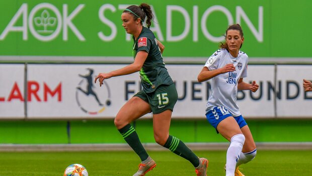 Die Frauen des VfL Wolfsburg im Spiel gegen Jena.