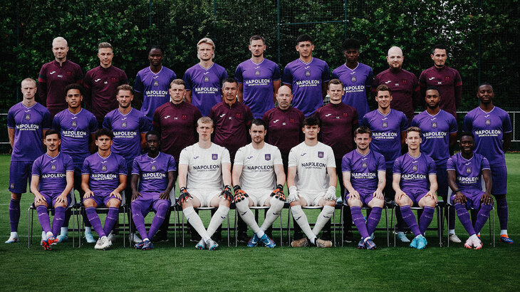 Mannschaftsfoto des RSC Anderlecht.