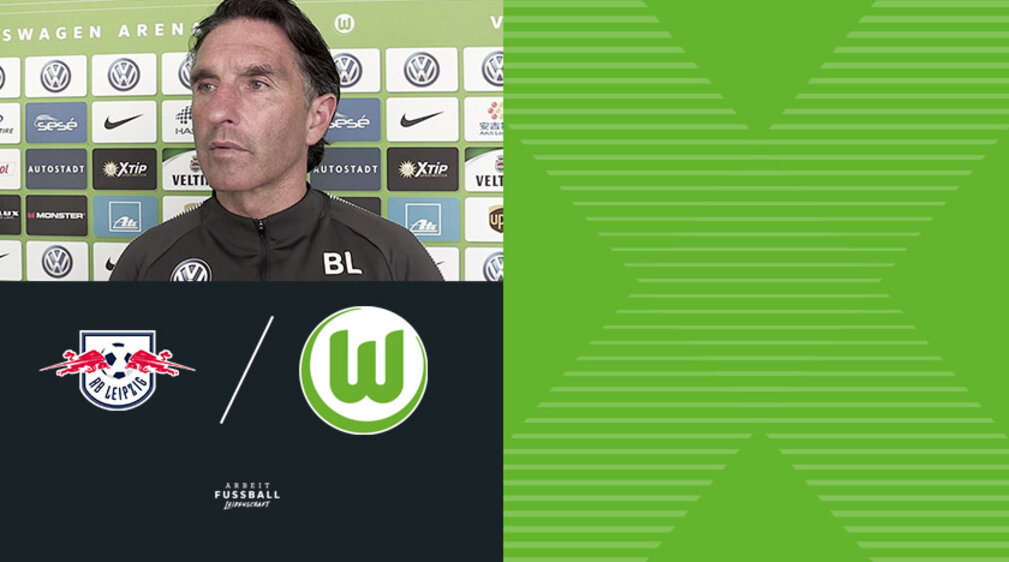 Porträtaufnahme vom VfL Wolfsburg mit den Logos von RB Leipzig und dem VfL Wolfsburg.