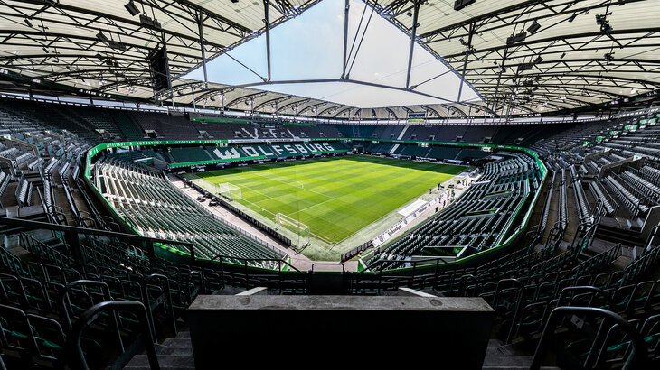 Innenansicht der leeren Volkswagen Arena. 