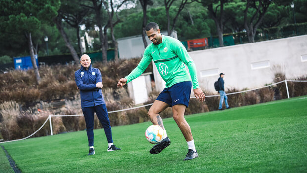 Die Spieler des VfL-Wolfsburg im Trainingslager in Almancil.