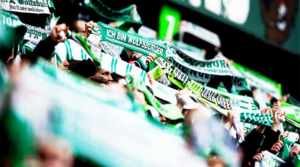 Die Fans sind immer mit dabei, wenn es heißt den VfL Wolfsburg zu unterstützen. 