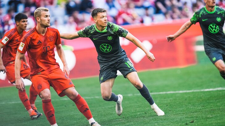 Der Spieler Dzenan Pejcinovic des VfL Wolfsburg.