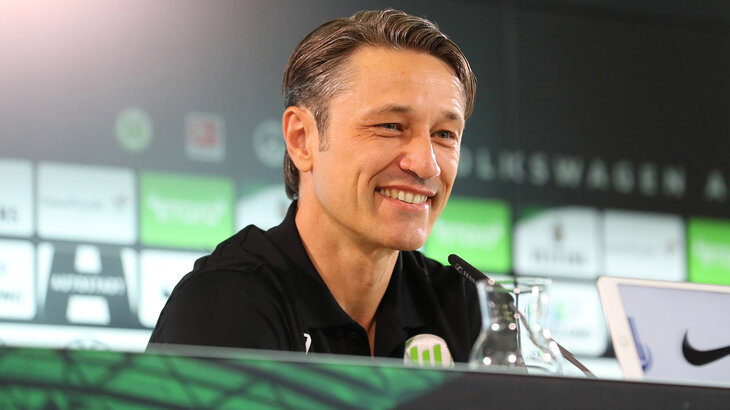 VfL Wolfsburg-Trainer Niko Kovac lächelt bei seine ersten Pressekonferenz in der Volkswagen Arena.