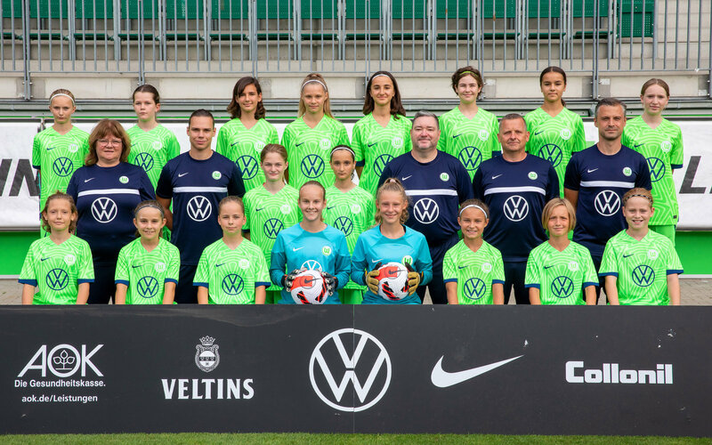Das Teamfoto der U13-Juniorinnen vom VfL Wolfsburg.