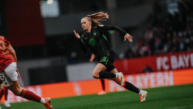 VfL-Wolfsburg-Spielerin Vivien Endemann läuft.