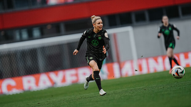 VfL-Wolfsburg-Spielerin Svenja Huth läuft.