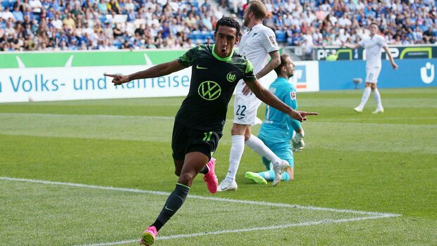 Die Spieler des VfL Wolfsburg Tomas bejubelt seinen Treffer gegen Hoffenheim.