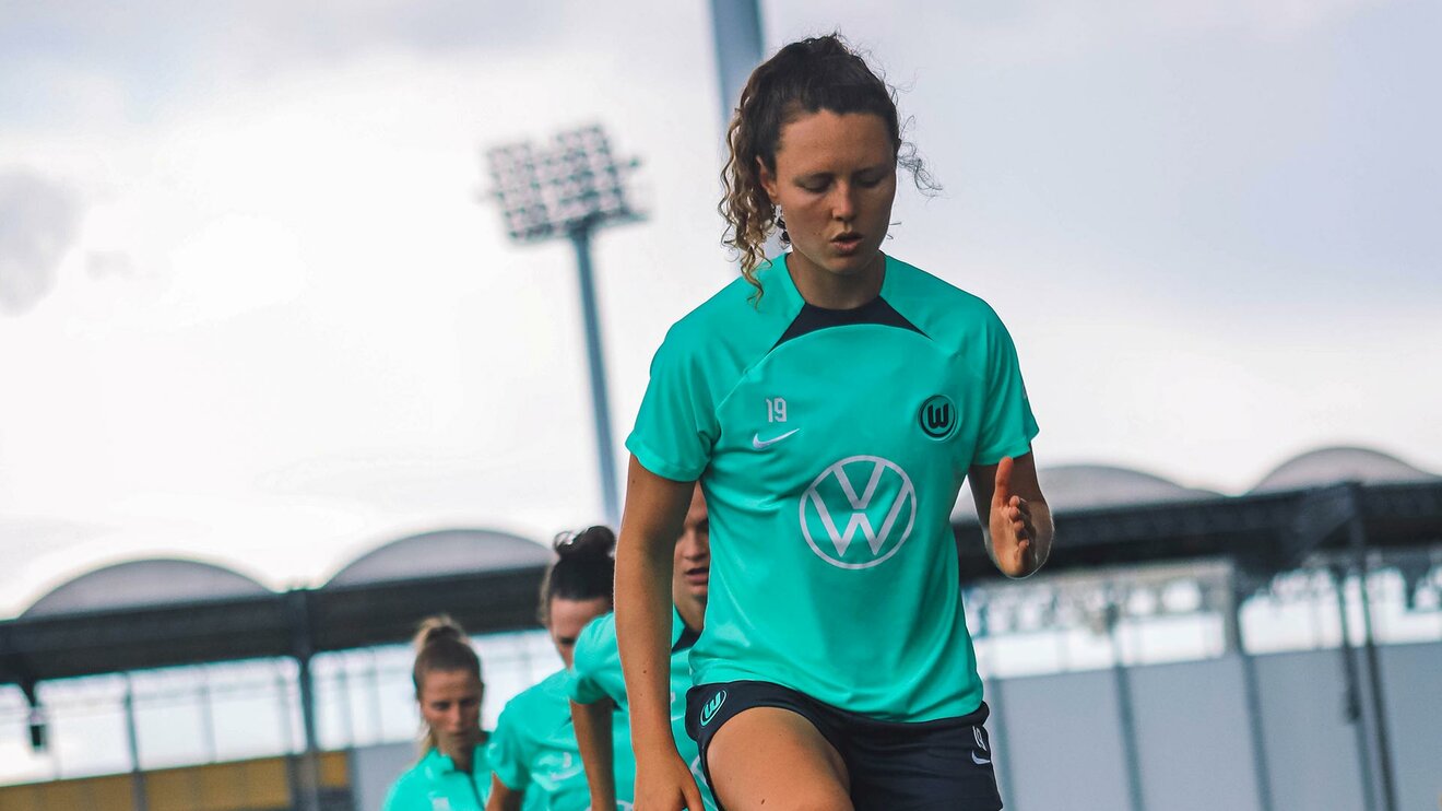 VfL-Wolfsburg-Spielerin Fenna Kalma im Training.