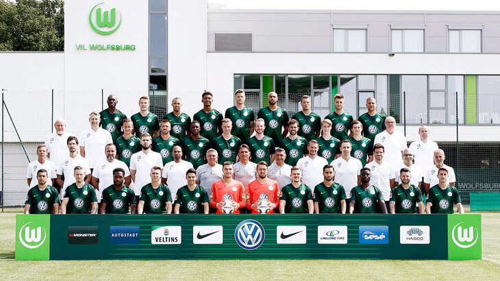 The new team-photo from the Wolves.
