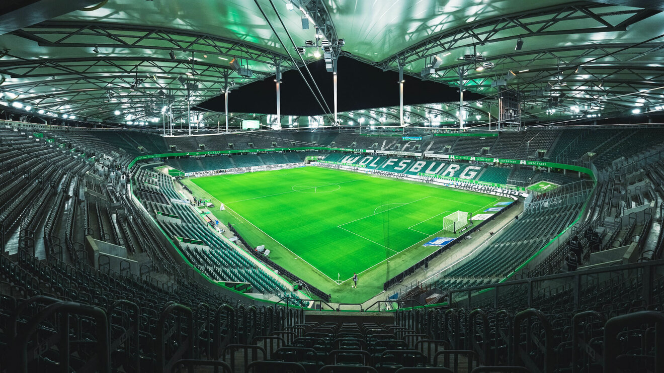 Das Stadion des VfL Wolfsburg, die Volkswagen Arena.