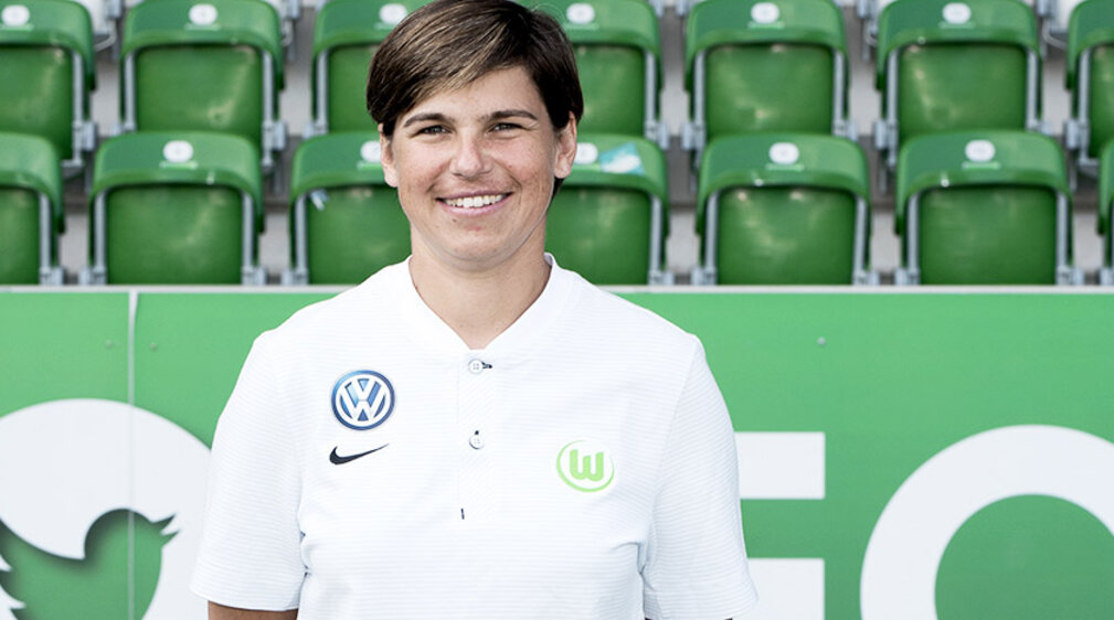 Ariane Hingst to remain assistant-coach of the Lady-Wolves until 2019. 