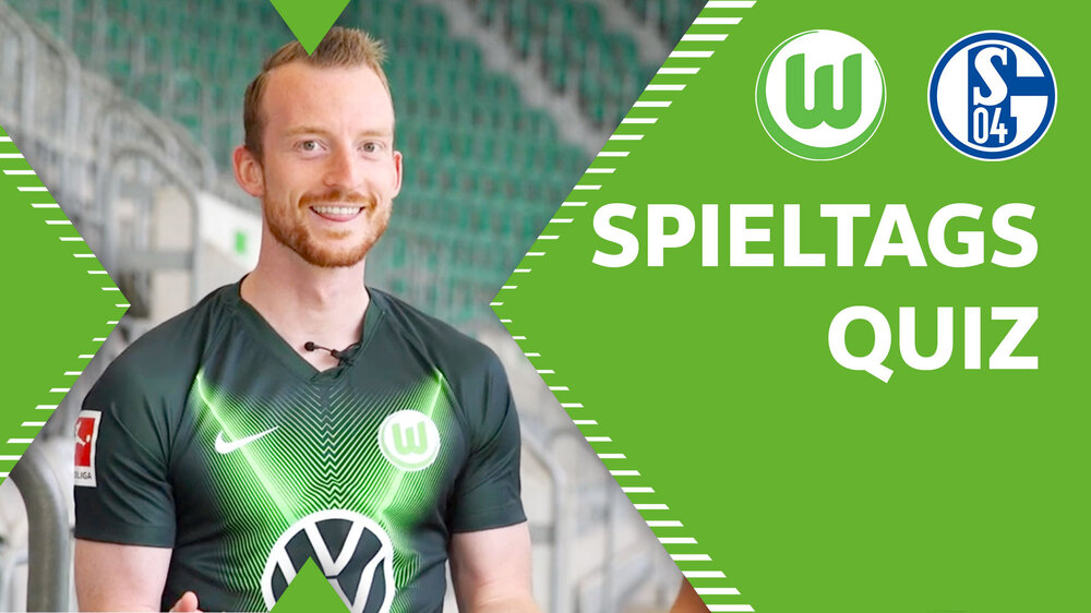 Maximilian Arnold lachend auf de Teaser-Graphik zum Spieltagsquiz vor Schalke - daneben die beiden Logos der CLubs.