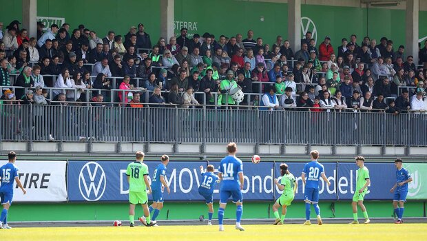 U17-Spieler des VfL-Wolfsburg im Halbfinale gegen Hoffenheim.