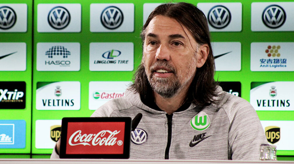 Head coach Martin Schmidt during the pre-match press conference ahead of the away-clash with Dortmund. 