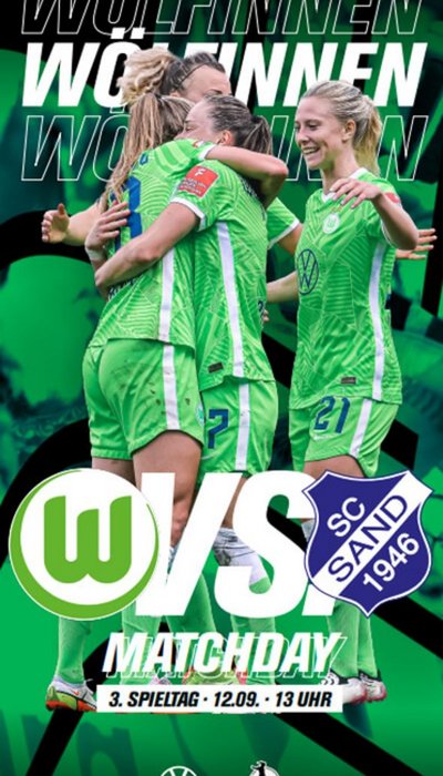Die "Unter Wölfinnen" Ausgabe des VfL Wolfsburg beinhaltet Informationen zum 3. Spieltag der Wölfinnen gegen den SC Sand. Auf dem Cover sind umarmende Wölfinnen zu sehen.