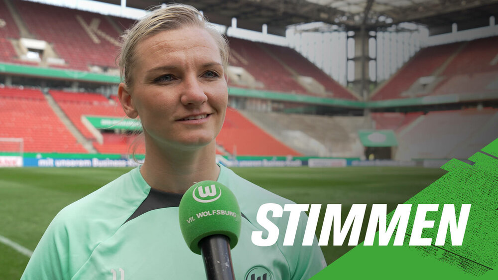Die VfL-Wolfsburg-Spielerin Alexandra Popp beim Interview.