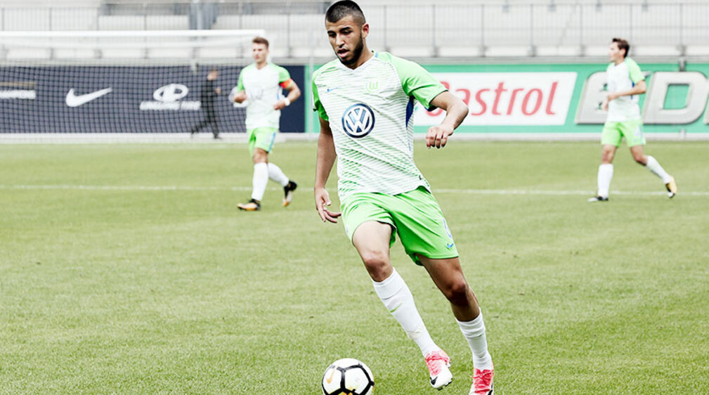  U19 Spieler des VfL Wolfsburg.