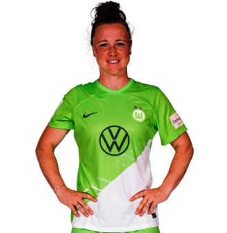 Die VfL-Wolfsburg-Spielerin Marina Hegering im Portrait.
