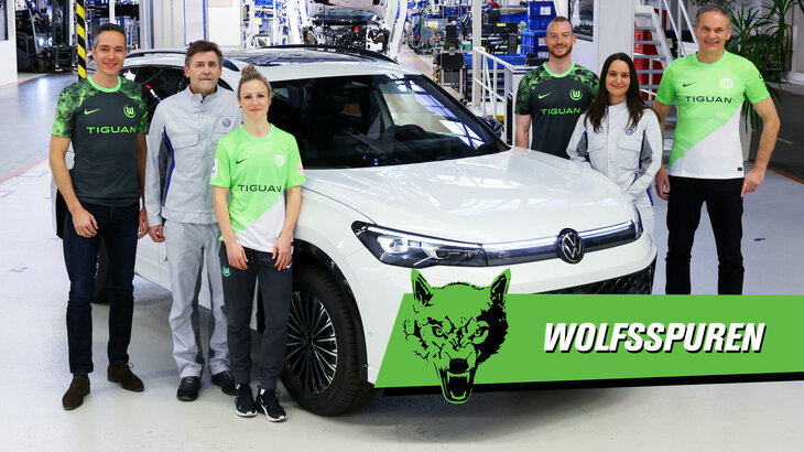 Wolfsspuren mit der Präsentation des VfL Wolfsburg Trikots mit dem neuen Tiguan Logo.