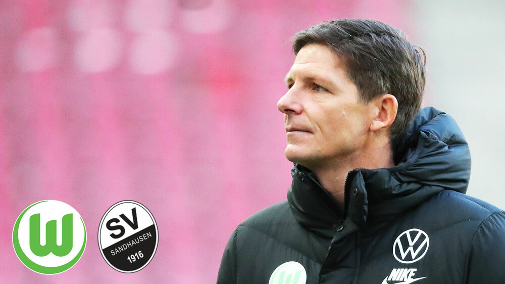 Oliver Glasner konzentriert - daneben die Logos vom VfL Wolfsburg und vom SV Sandhausen.