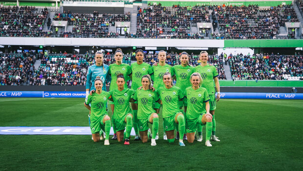 Das Teambild der VfL-Wolfsburg-Frauen vor dem Anpfiff.