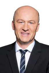Ein Porträtbild des Vorsitzenden des Aufsichtsrats des VfL Wolfsburg Frank Witter.