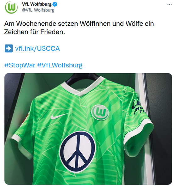 Ein Twitter Beitrag vom VfL Wolfsburg zur #StopWar-Aktion.